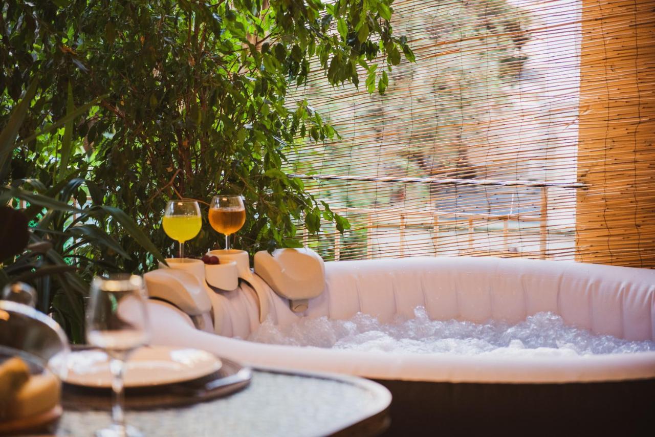 Luxury Katrinas Apartment With Outdoor Jacuzzi Corfu  Bagian luar foto